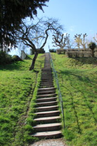 Treppe hoch zum Ostplateau, Michaelsberg
